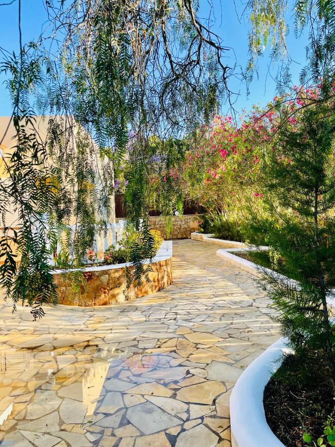 玛丽亚别墅 Sant Francesc de s'Estany 外观 照片